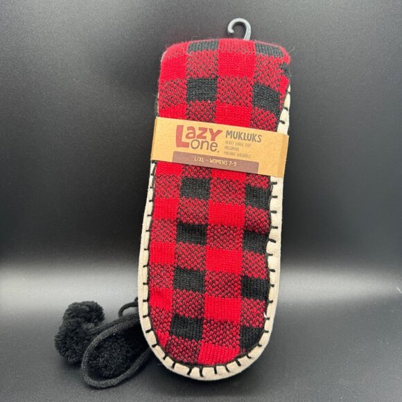 Moose Plaid Adult Mukluk Slipper Size Large red black Moose Pom Pom ties - Picture 1 of 9